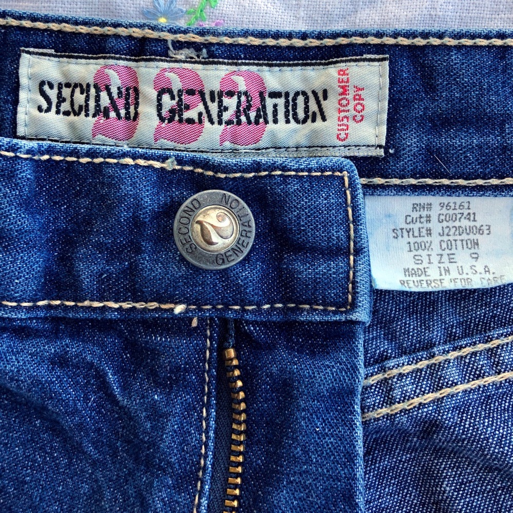 Vintage 90s embroidered denim capri pants - Picture 4 of 4